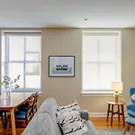Live In A Spacious Loft A Short Walk To Beale St.!