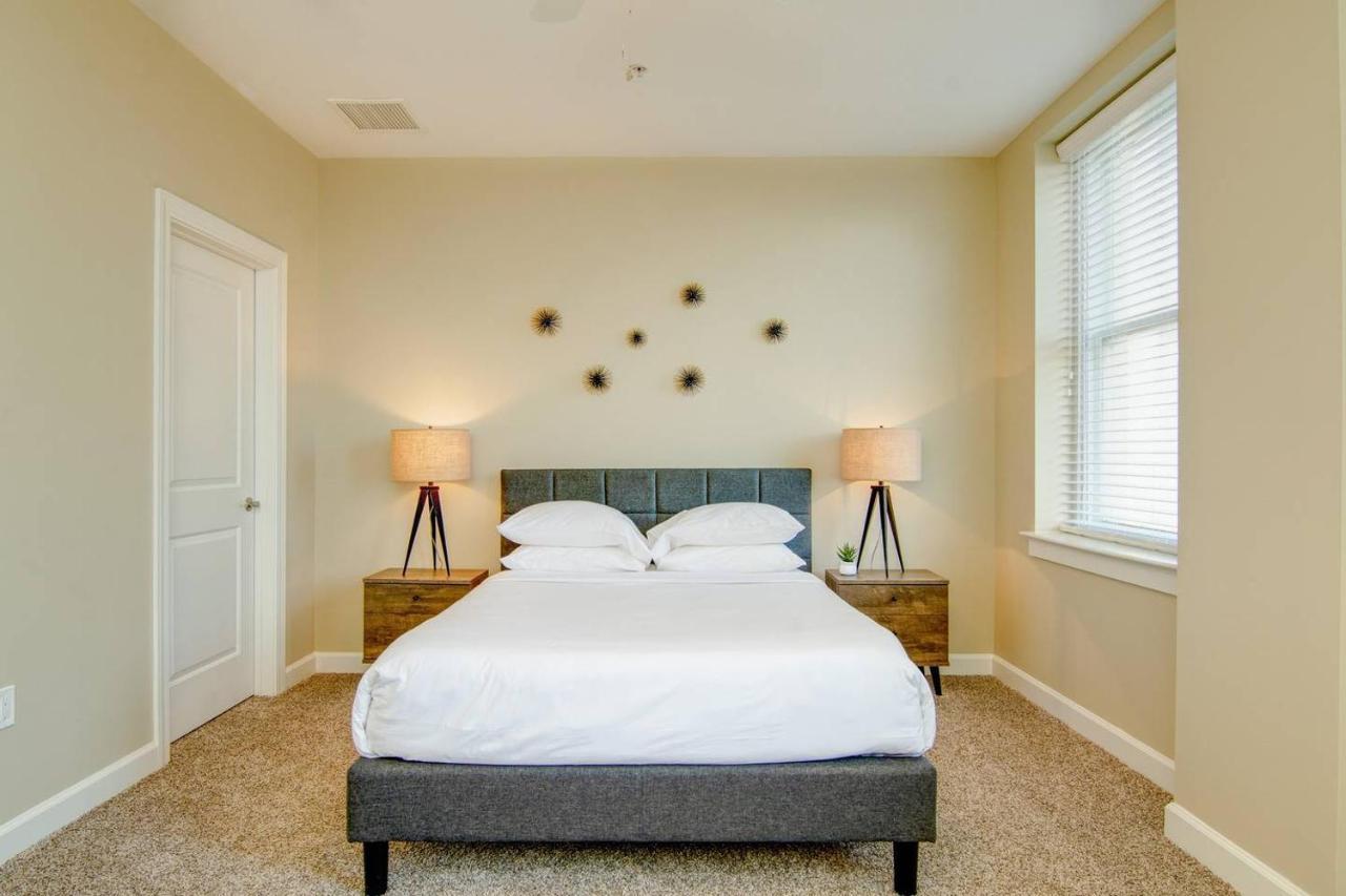 Apartment Live In A Spacious Loft A Short Walk To Beale St.!