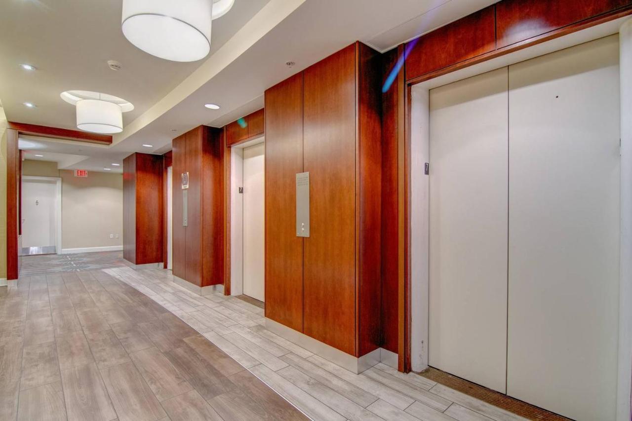 Live In A Spacious Loft A Short Walk To Beale St.! Apartment